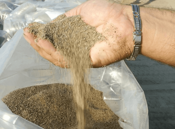 Filtračný piesok 0,5 – 1,0 mm 25 kg/vrece