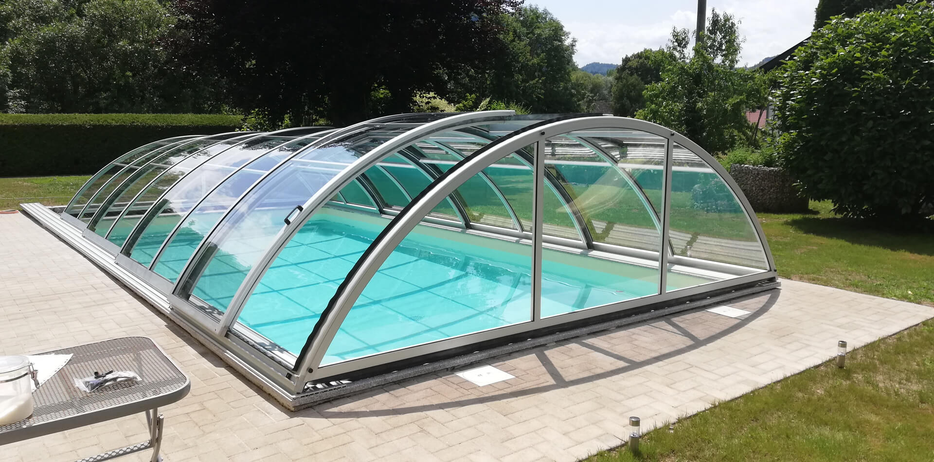 kalifornia-medencefedes-03